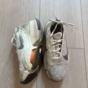Nike air zoom platform sneakers
